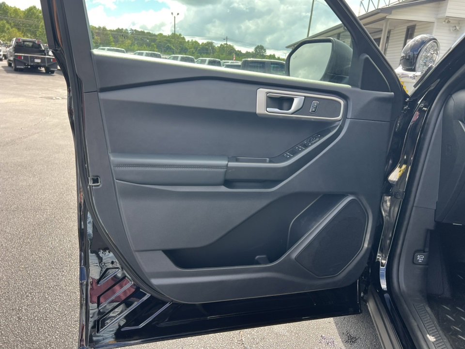 New 2025 Ford Explorer 4WD Police Interceptor image 16