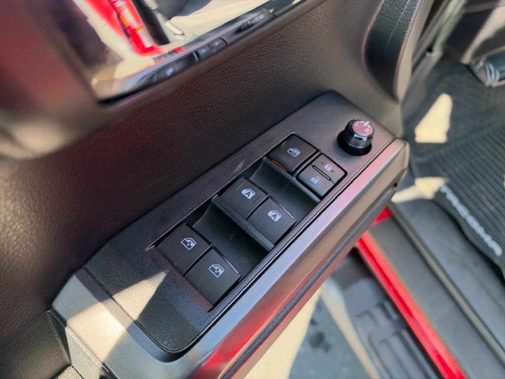 Used 2019 Toyota Tacoma TRD Sport AWD/4WD image 12