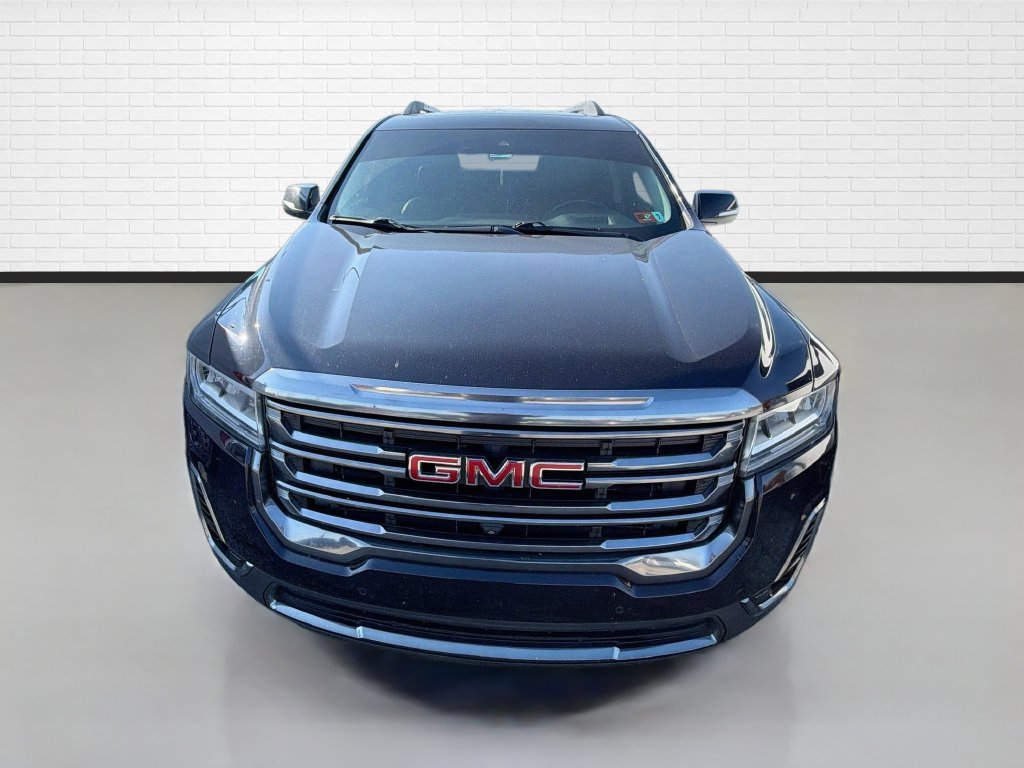 Used 2022 GMC Acadia AT4 w/ Technology Package AWD/4WD image 2