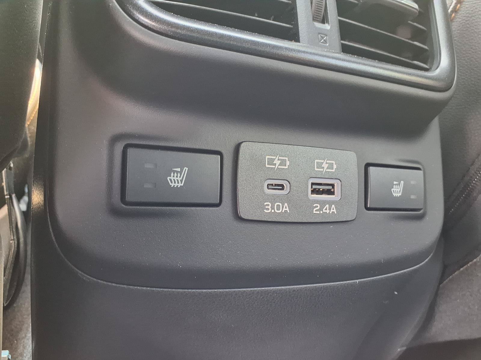 Used 2025 Subaru Outback Wilderness AWD/4WD image 27