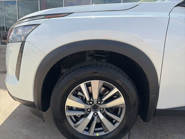 New 2026 Nissan Pathfinder SL image 7