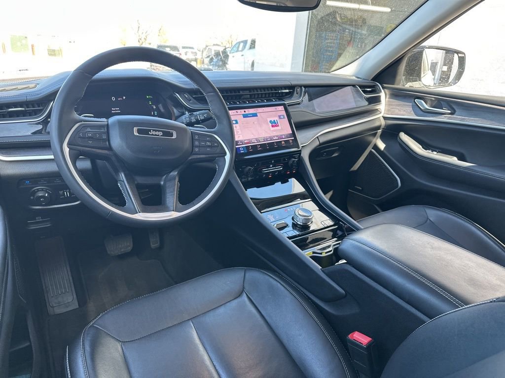 Used 2022 Jeep Grand Cherokee Limited 4xe image 9