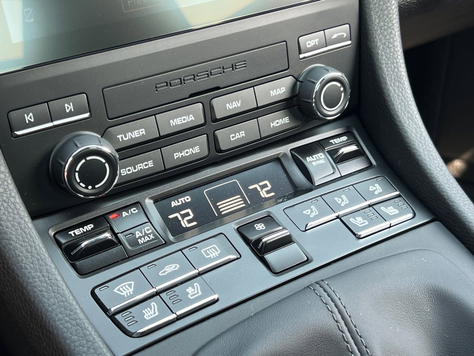 New 2025 Porsche 718 Cayman image 19