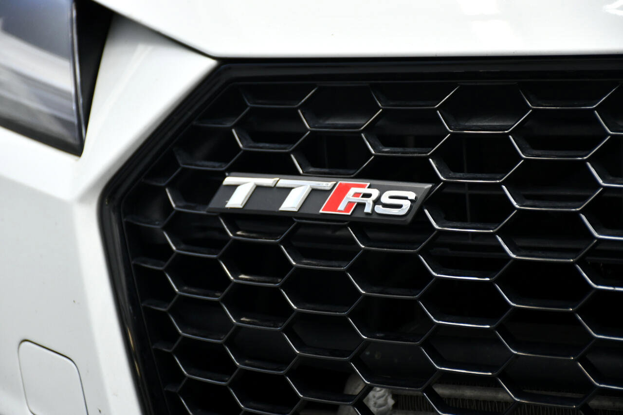 Used 2018 Audi TT RS image 10