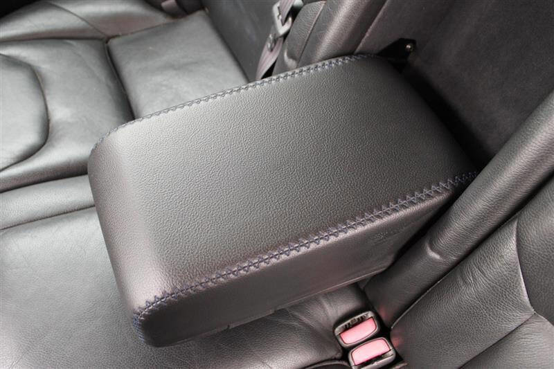 Used 2004 Volvo V70 AWD/4WD image 27