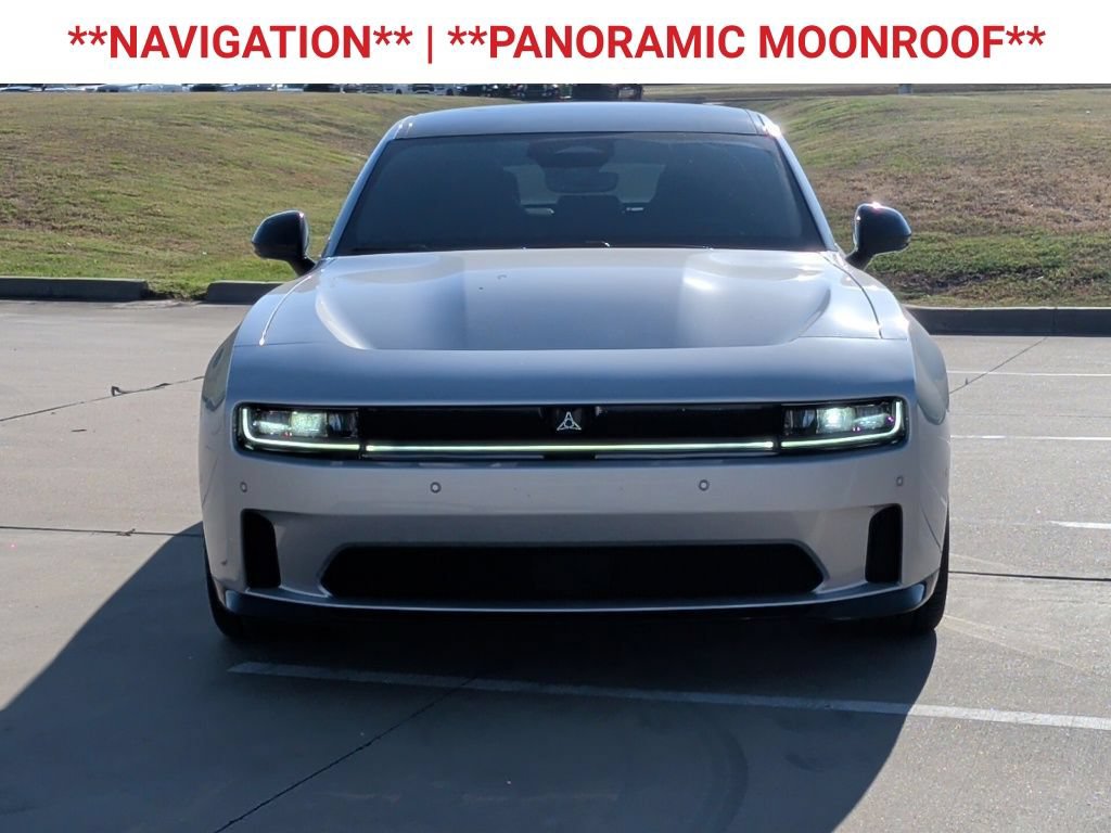 Used 2024 Dodge Charger Daytona Scat Pack w/ Plus Group AWD/4WD image 2