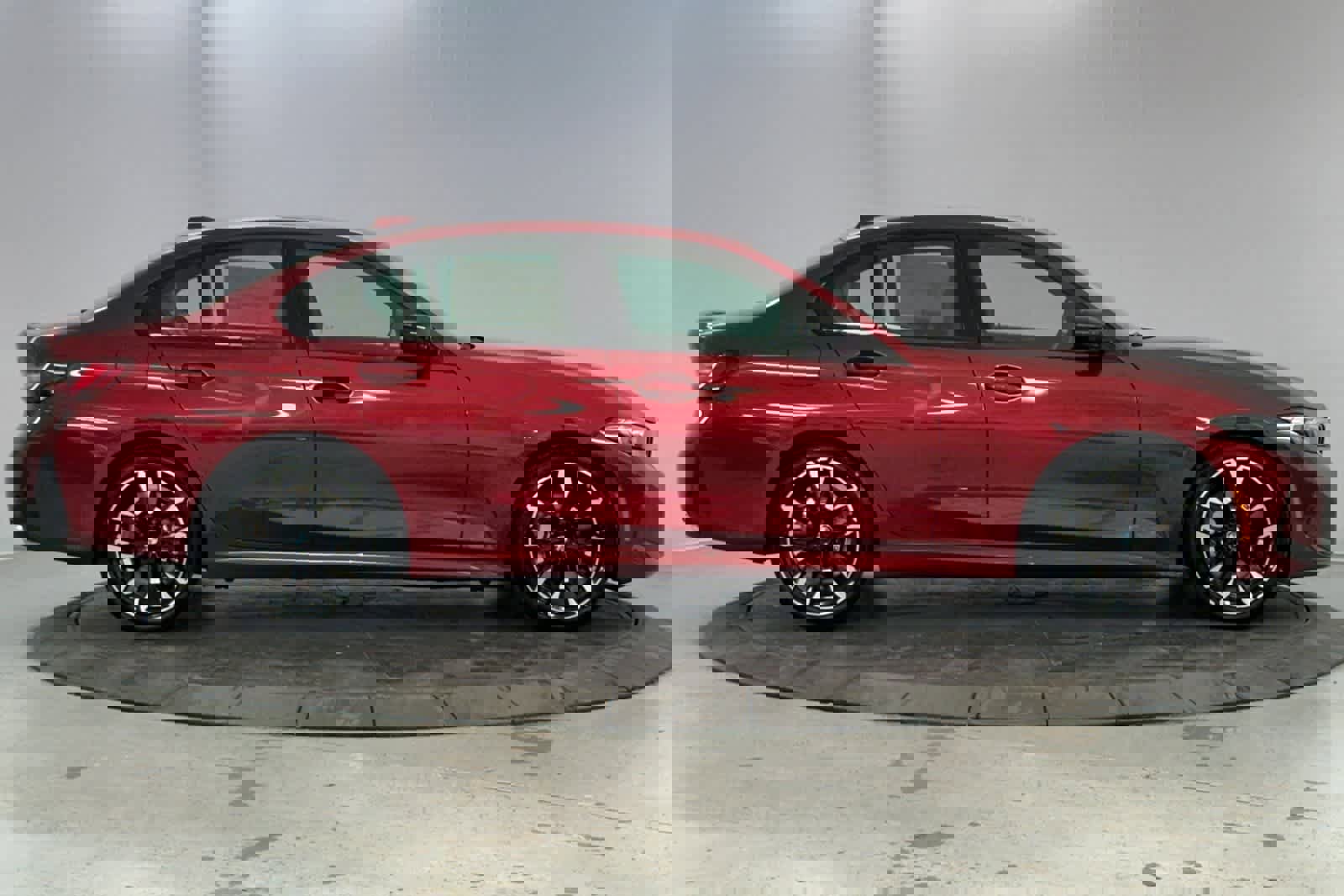 Used 2025 BMW 330i xDrive Sedan w/ M Sport Package image 8