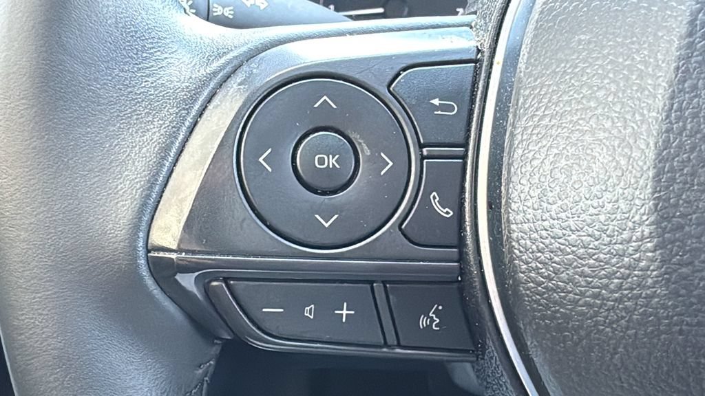 Used 2024 Toyota Corolla Cross LE FWD image 12