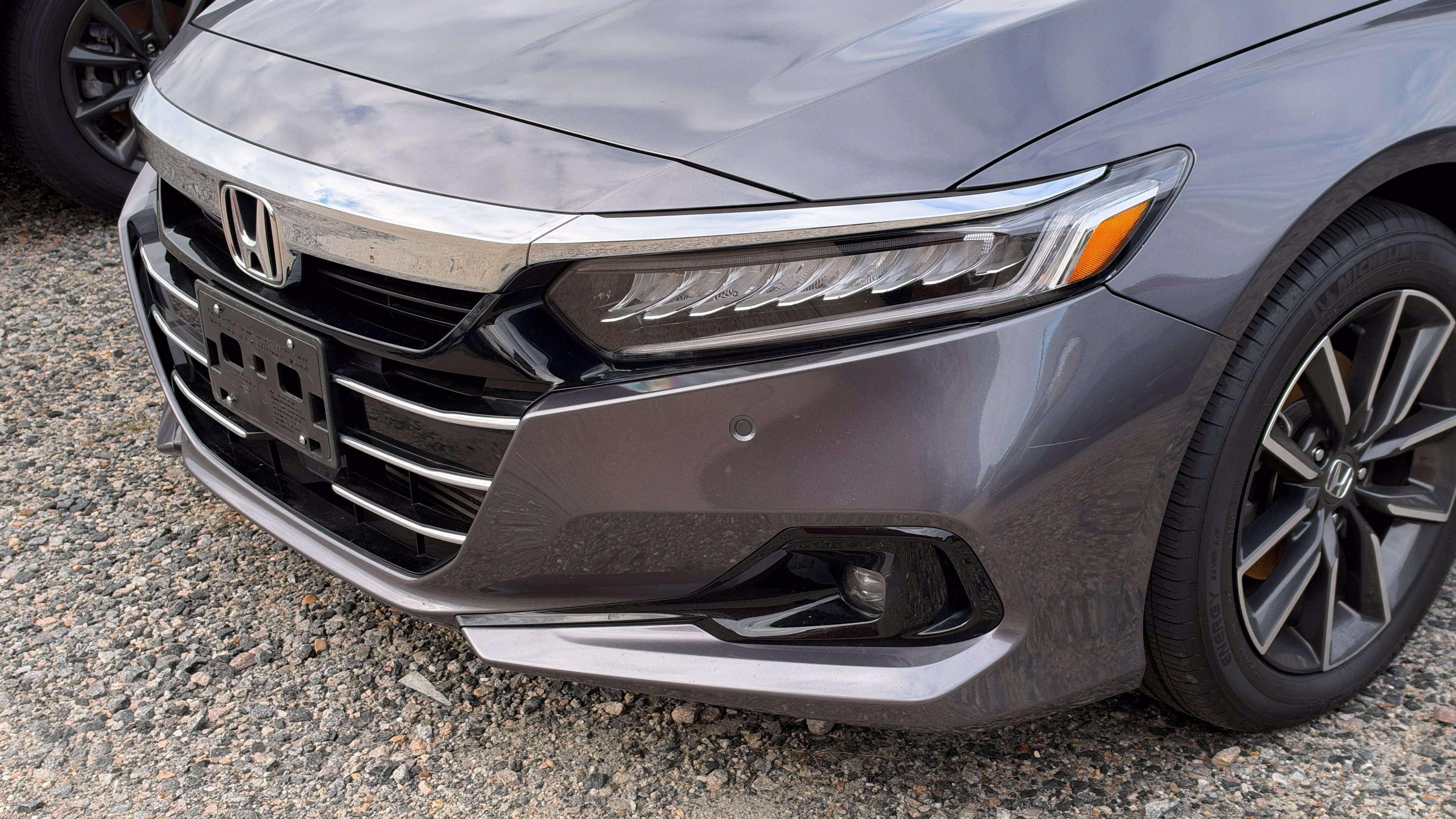 Used 2022 Honda Accord EX-L image 2