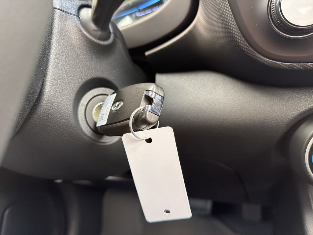 New 2026 Hyundai Venue SE image 31