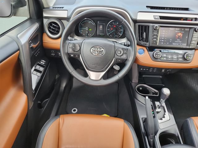 Used 2017 Toyota RAV4 Limited AWD/4WD image 15