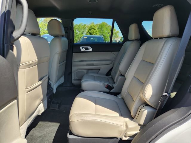 Used 2015 Ford Explorer Limited w/ Equipment Group 301A AWD/4WD image 9