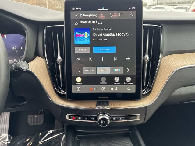 Used 2026 Volvo XC60 B5 Plus w/ Climate Package image 25