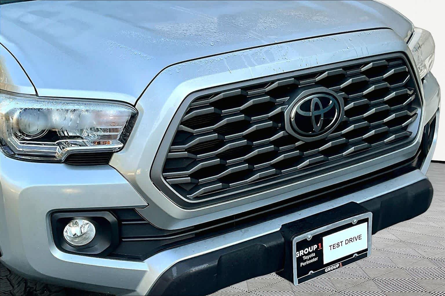 Used 2023 Toyota Tacoma TRD Off-Road w/ Black Out Package (TMS) AWD/4WD image 30
