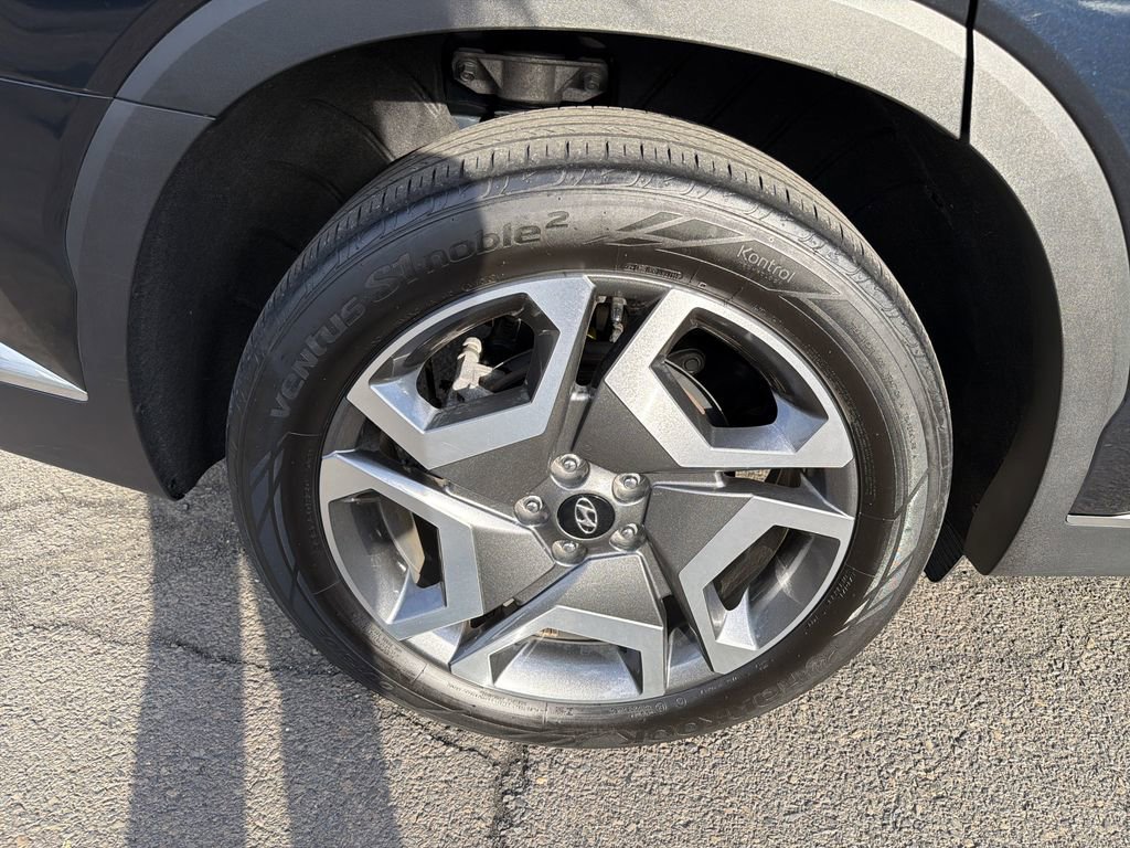 Used 2024 Hyundai Palisade Limited image 32