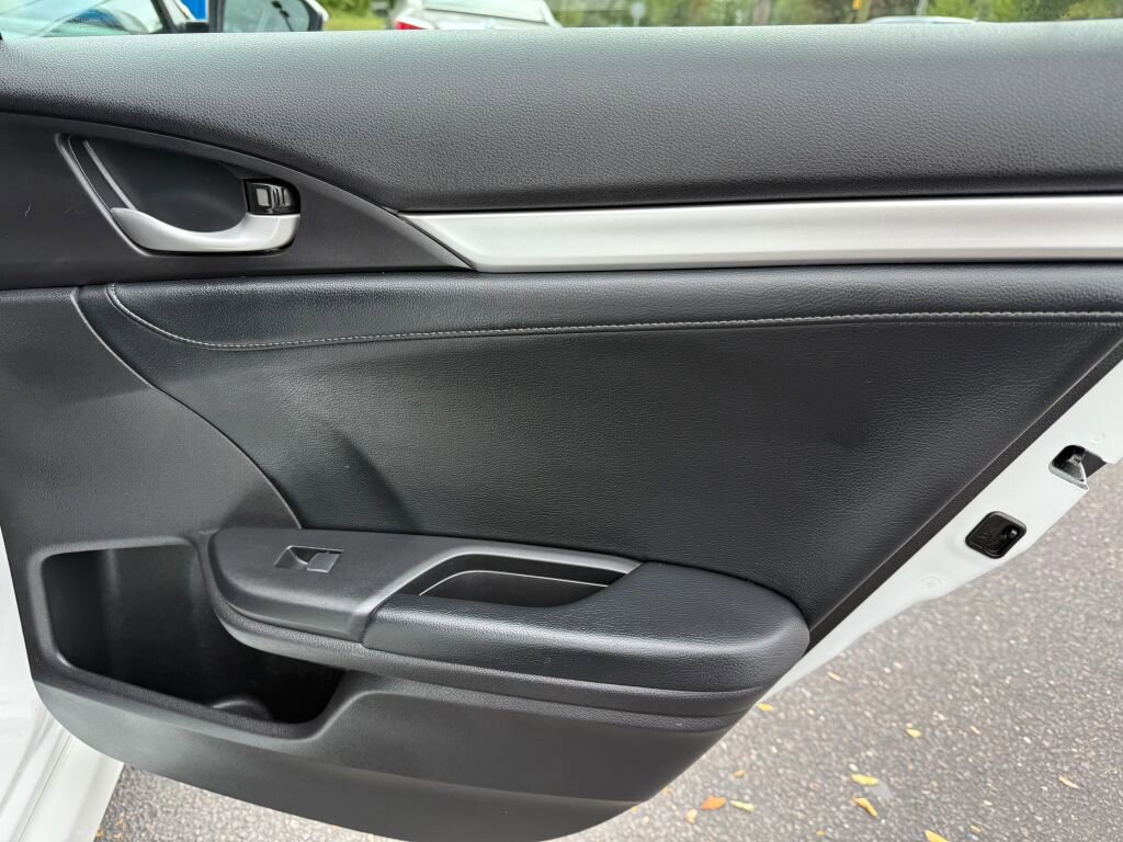 Used 2020 Honda Civic EX-L image 26