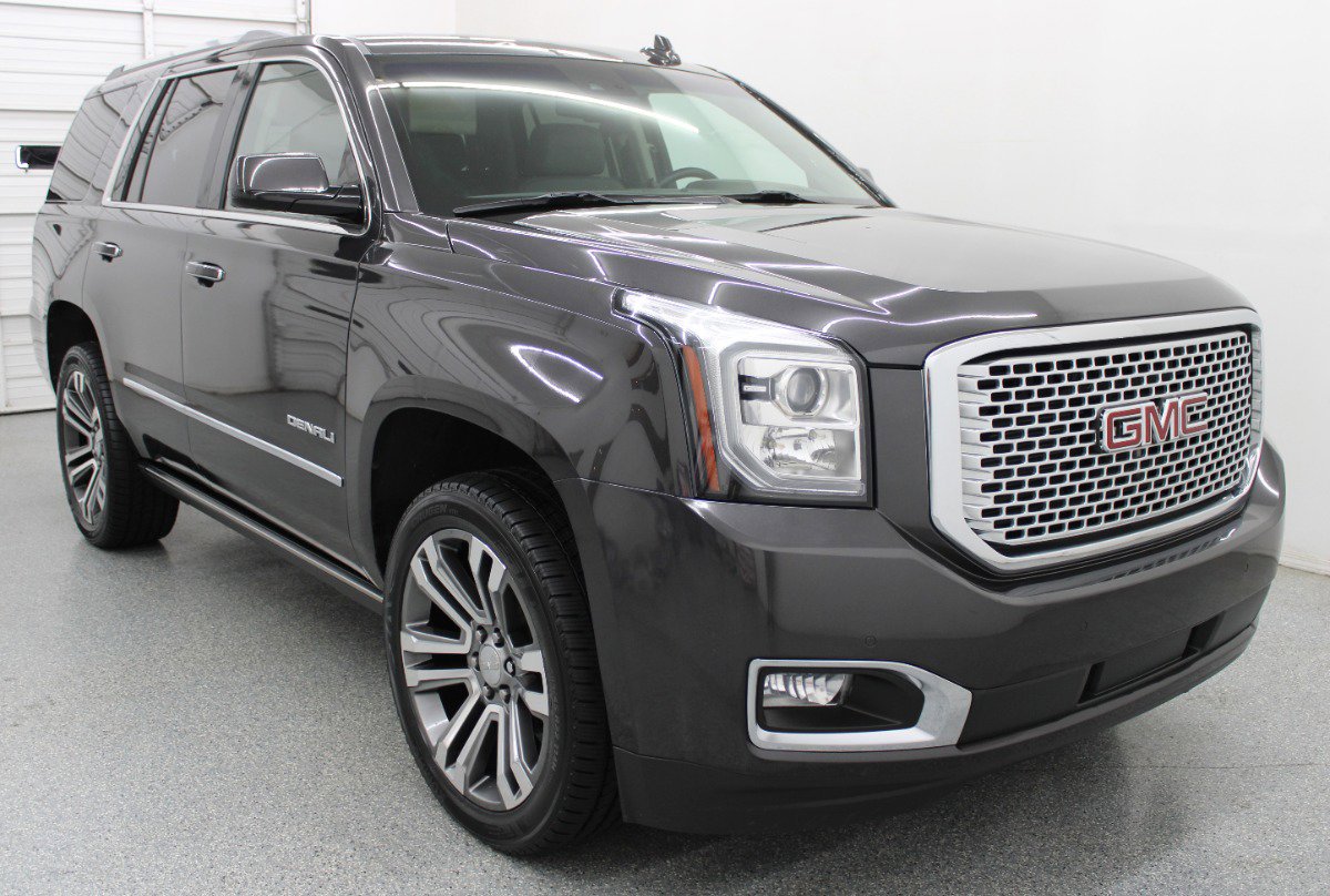 Used 2017 GMC Yukon Denali w/ Open Road Package AWD/4WD image 4