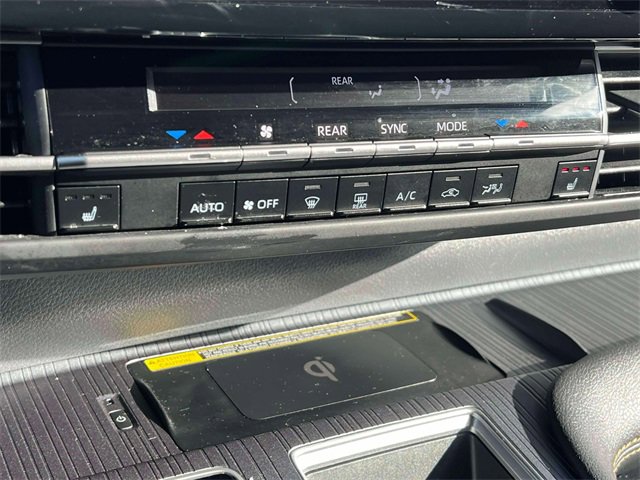 Certified 2024 Toyota Sienna XLE Woodland Edition image 35