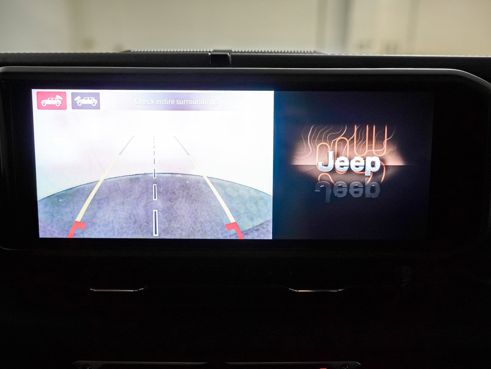 Used 2025 Jeep Wrangler Unlimited Rubicon image 16