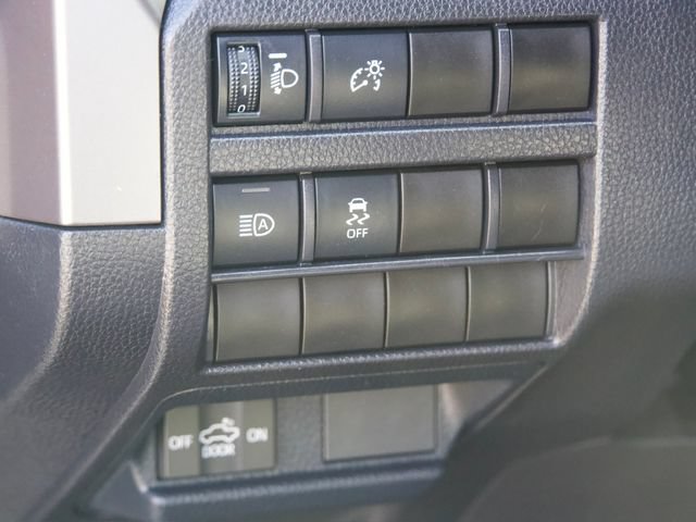 Used 2025 Toyota Tacoma SR5 AWD/4WD image 22