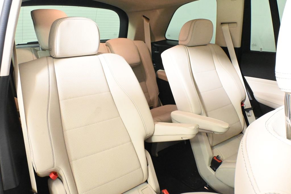 Used 2026 Mercedes-Benz GLS 450 4MATIC image 37