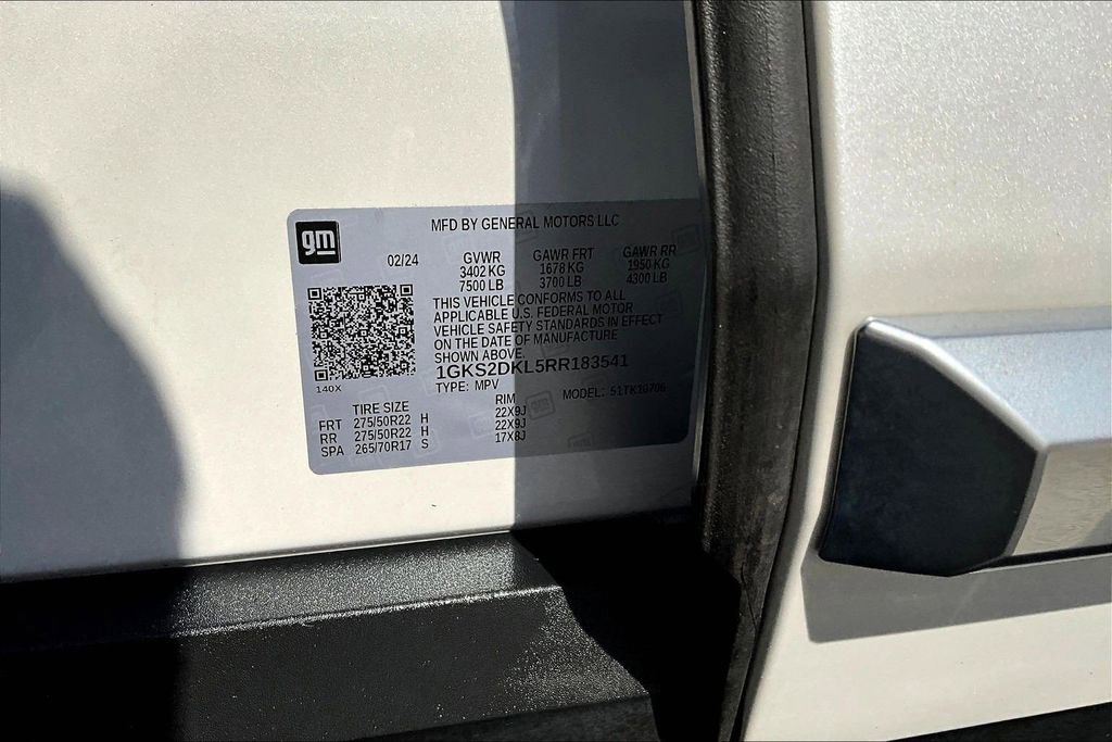 Used 2024 GMC Yukon Denali AWD/4WD image 16