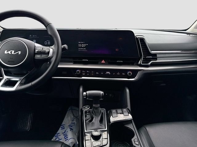 Certified 2024 Kia Sportage EX image 25