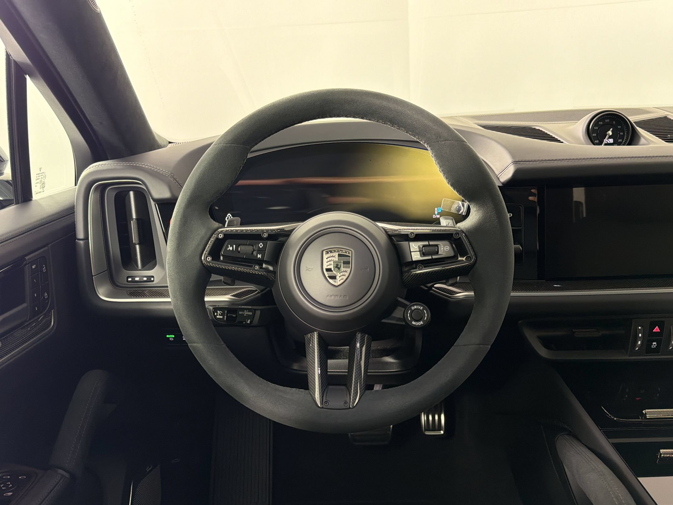 New 2026 Porsche Cayenne Turbo AWD/4WD image 22