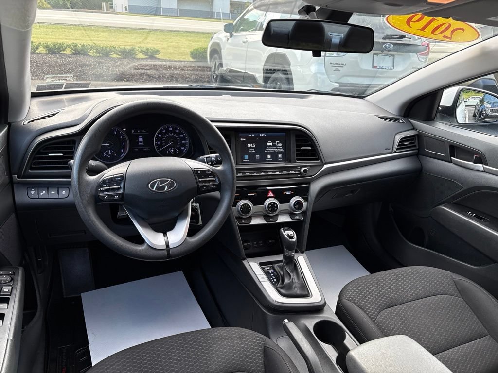 Used 2019 Hyundai Elantra SEL w/ Cargo Package FWD image 11