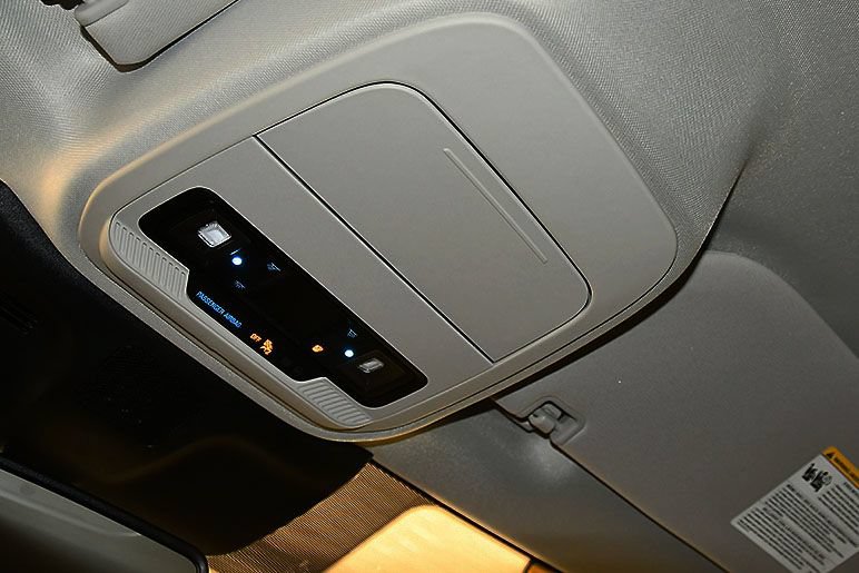 Used 2025 Ford Expedition Active AWD/4WD image 23