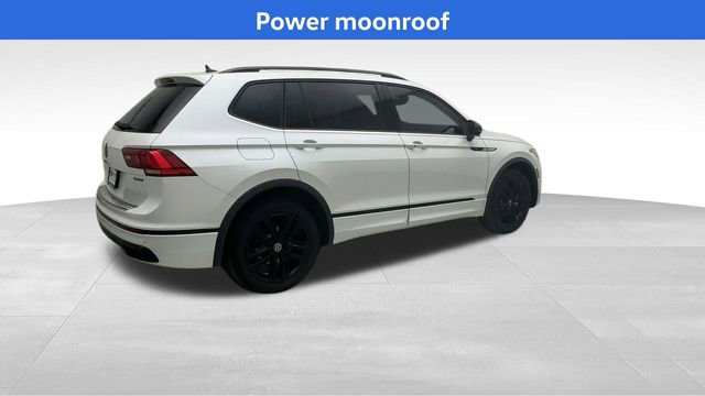 Used 2022 Volkswagen Tiguan SE R-Line image 2