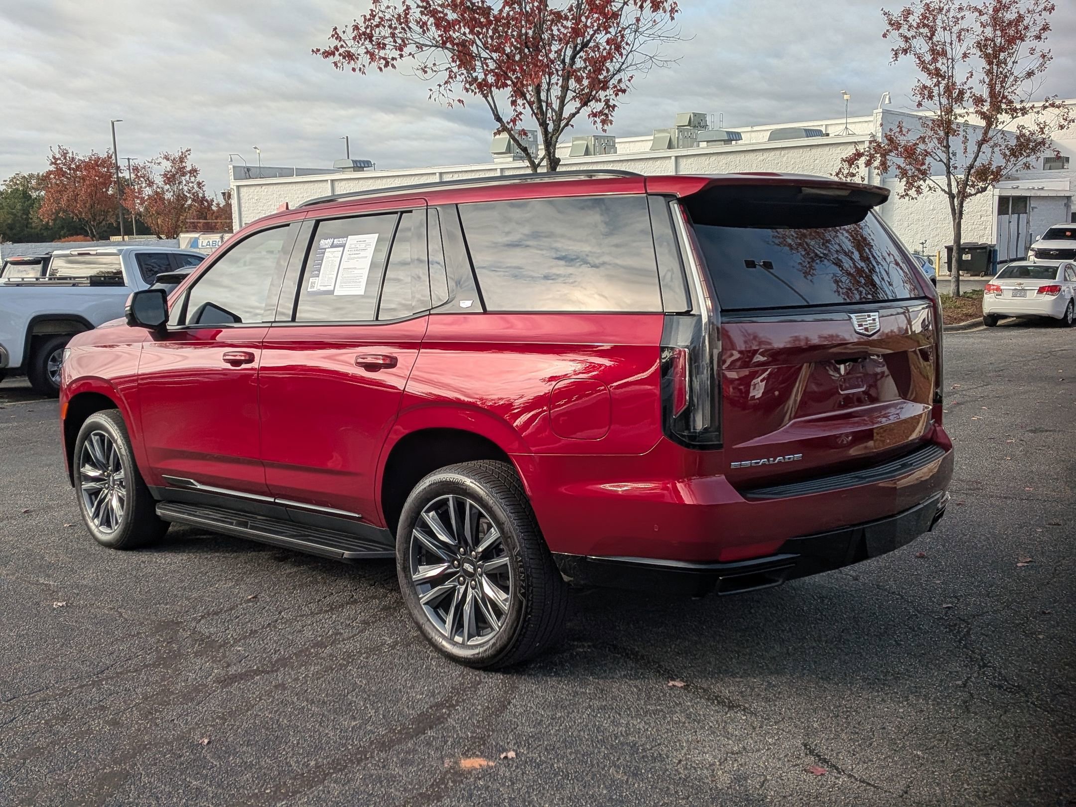 Used 2023 Cadillac Escalade Sport image 7