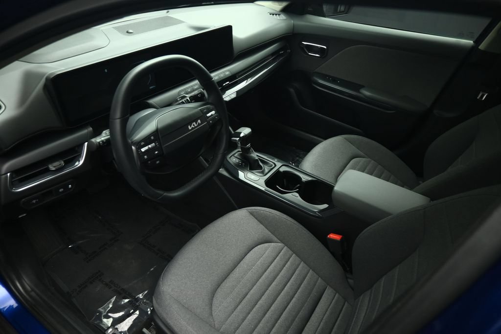 Certified 2025 Kia K4 EX FWD image 49