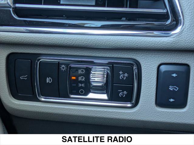 Used 2024 Lincoln Navigator Reserve AWD/4WD image 20