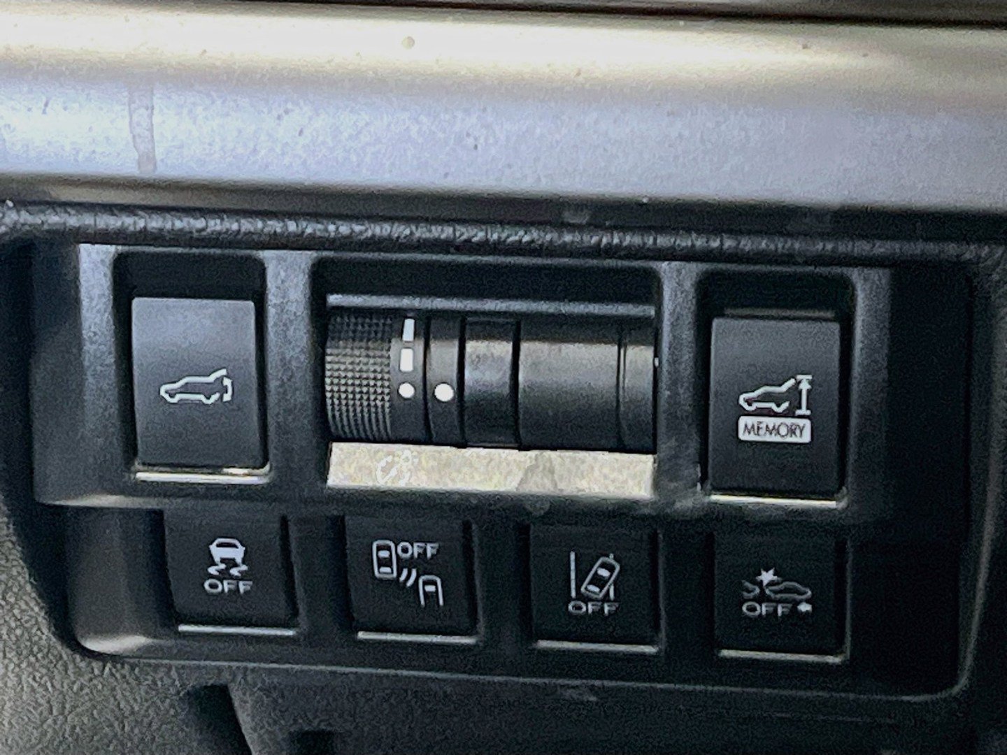Used 2019 Subaru Outback 3.6R Touring w/ Popular Package #3A AWD/4WD image 10