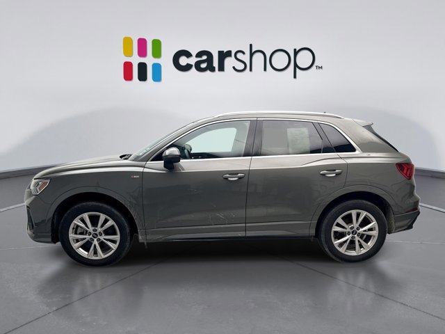 Used 2025 Audi Q3 2.0T Premium image 2