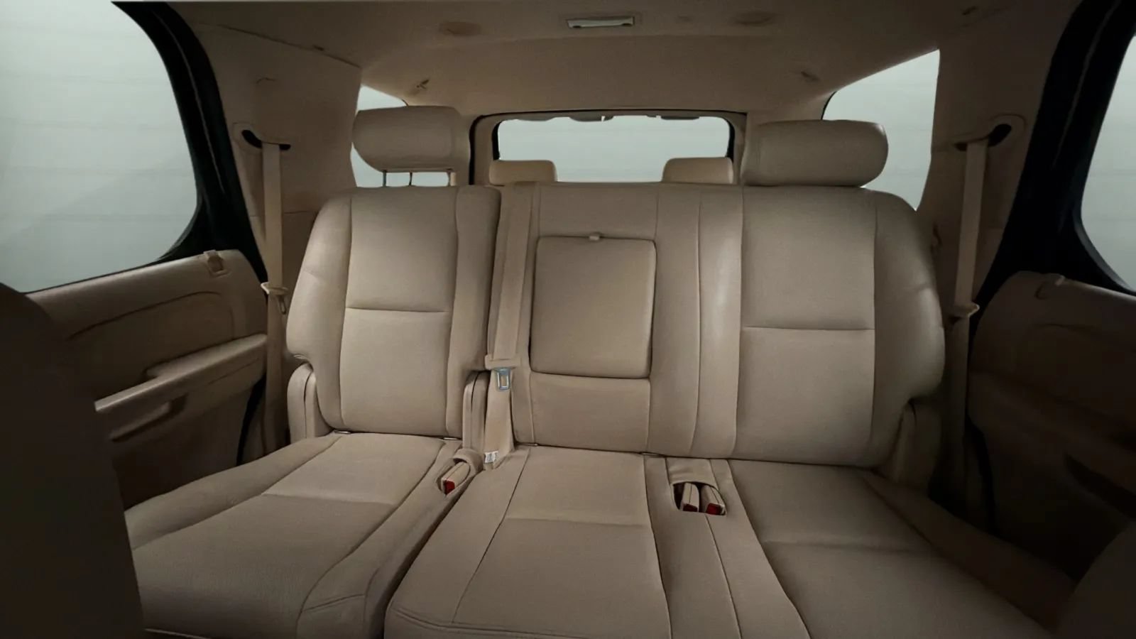 Used 2008 Cadillac Escalade AWD image 17