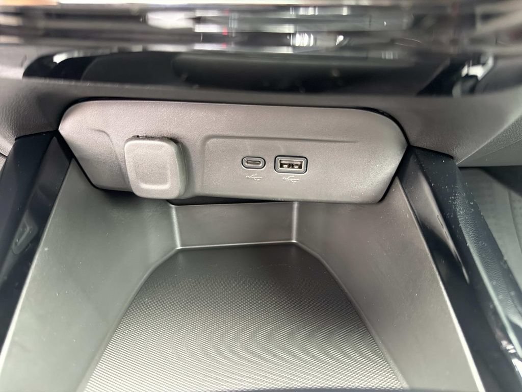 Used 2026 Chevrolet Trax ACTIV FWD image 29