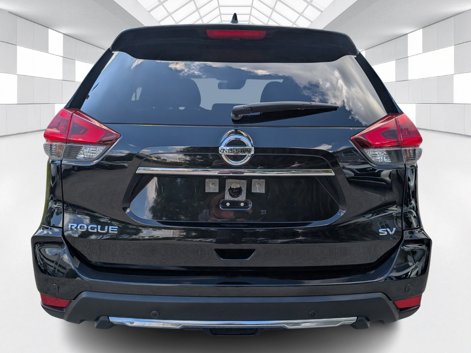 Used 2020 Nissan Rogue SV FWD image 6
