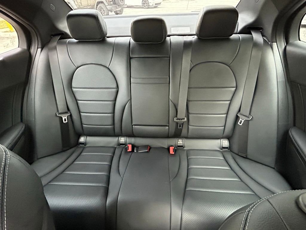 Used 2021 Mercedes-Benz C 300 Sedan image 13