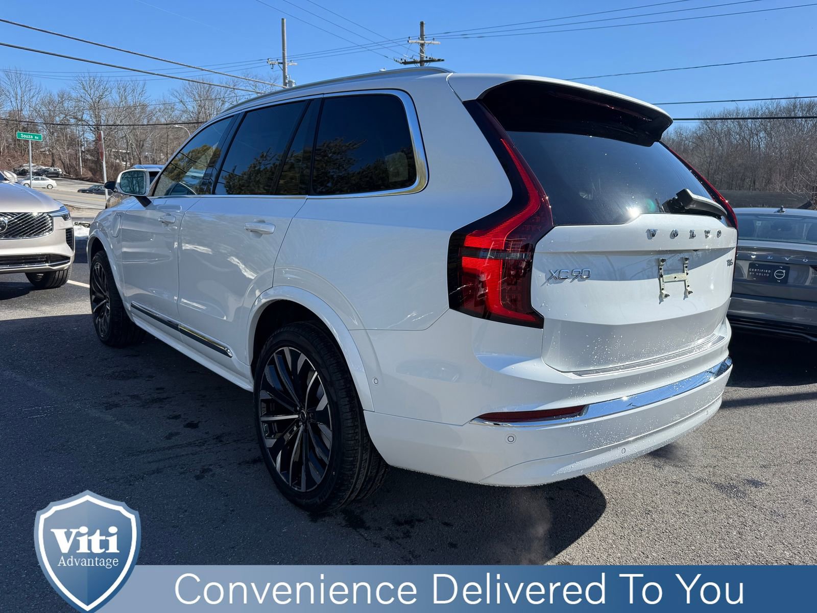 New 2026 Volvo XC90 T8 Plus w/ Protection Package Premier image 6