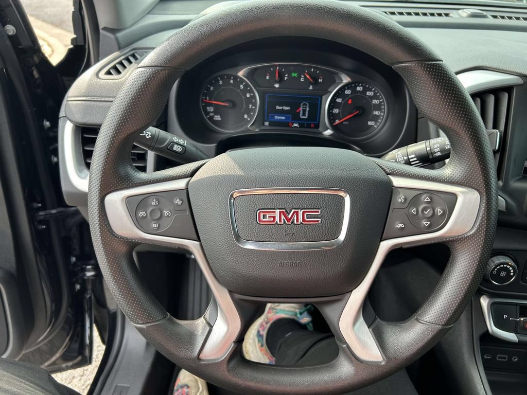 Used 2024 GMC Terrain SLE AWD/4WD image 25