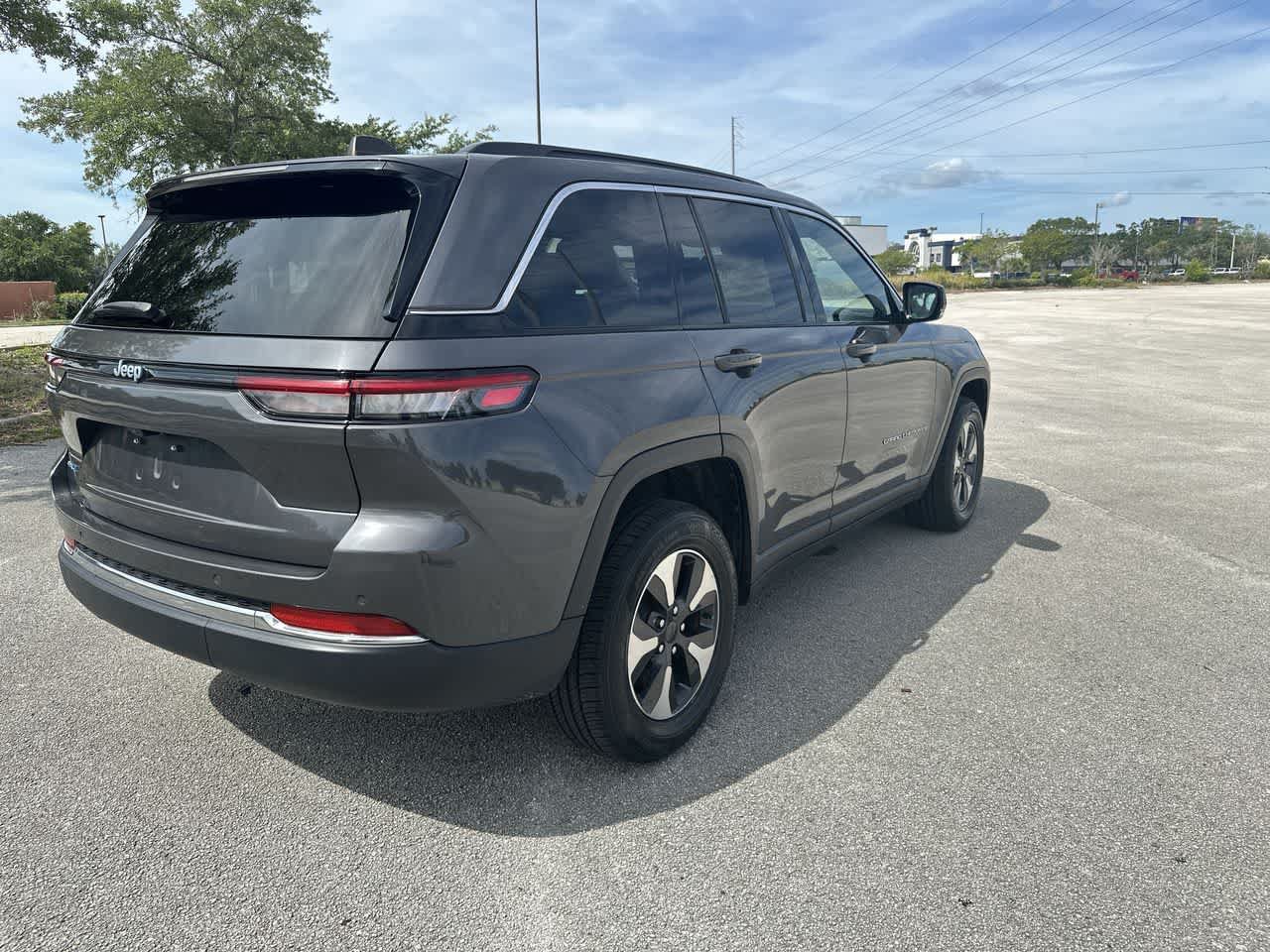 Certified 2024 Jeep Grand Cherokee Limited 4xe AWD/4WD image 14