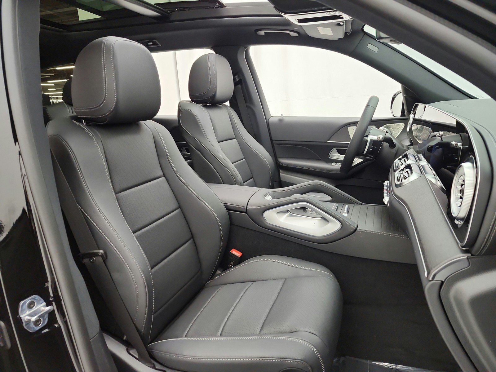 New 2027 Mercedes-Benz GLS 450 4MATIC image 15