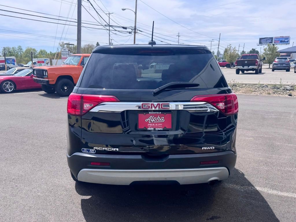Used 2019 GMC Acadia SLE w/ LPO, Floor Liner Package AWD/4WD image 4