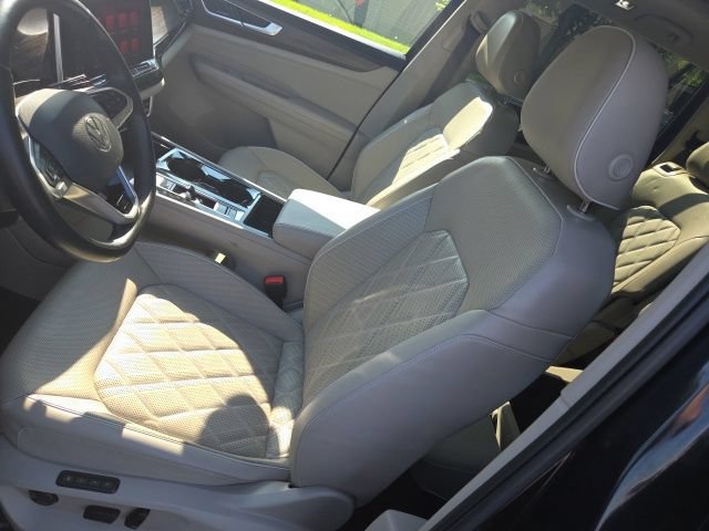 Used 2024 Volkswagen Atlas SEL Premium R-Line AWD/4WD image 12