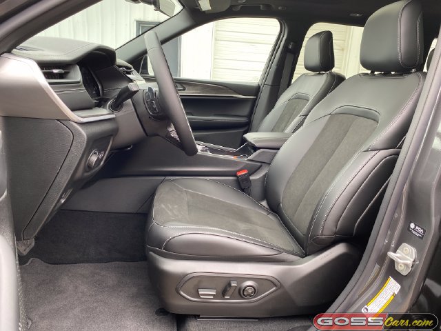 New 2026 Jeep Grand Cherokee Altitude AWD/4WD image 25