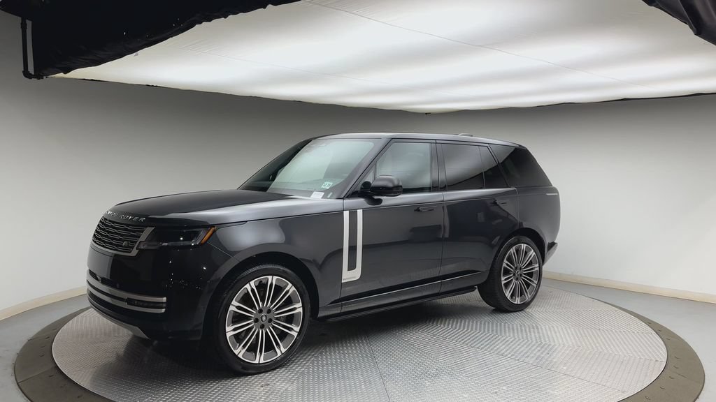 Certified 2025 Land Rover Range Rover Autobiography AWD/4WD image 6