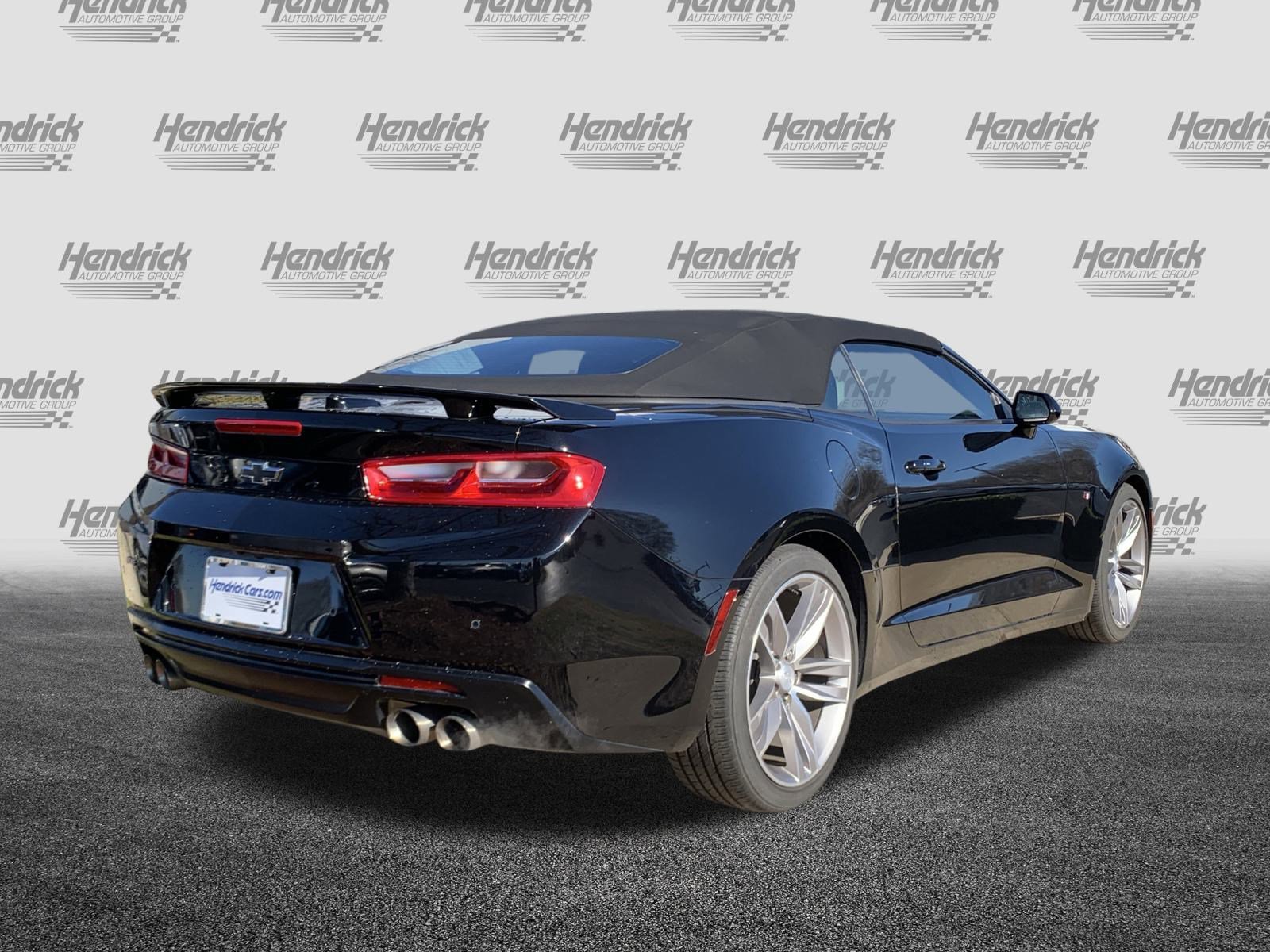 Used 2018 Chevrolet Camaro LT image 10