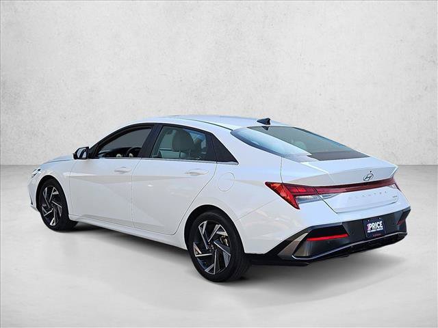 Used 2024 Hyundai Elantra Limited FWD image 8